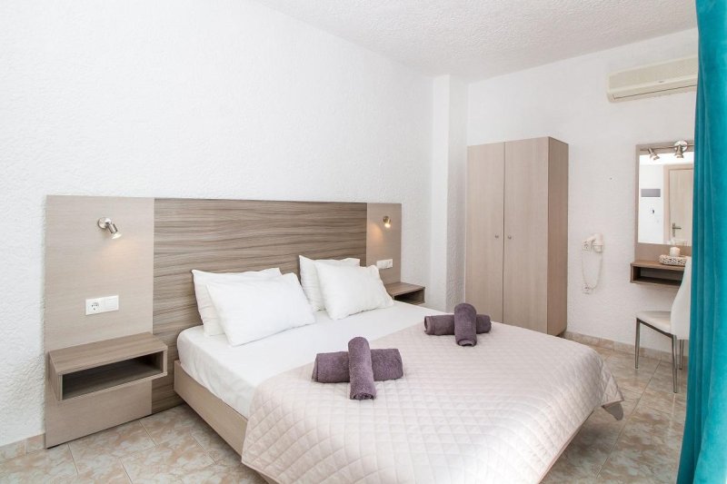 Rodosz utazás Anika Studios