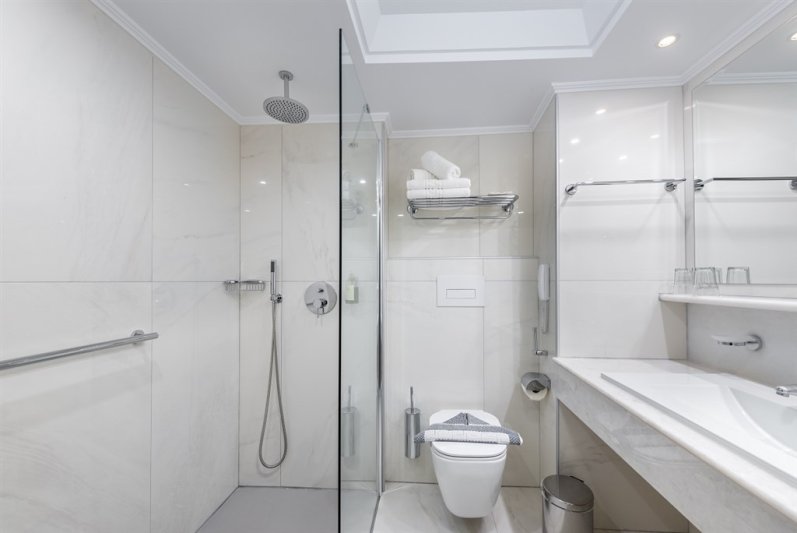 Rodosz Faliraki utazás Apollo Beach