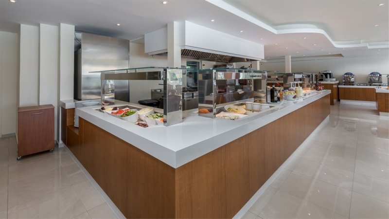 Rodosz Faliraki utazás Apollo Beach