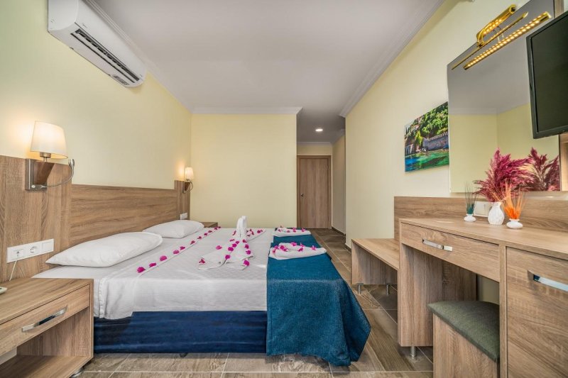 Alanya utazás Arsi Blue Beach Hotel