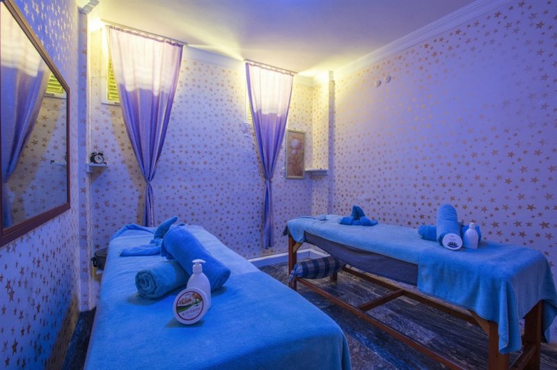 Alanya utazás Arsi Hotel