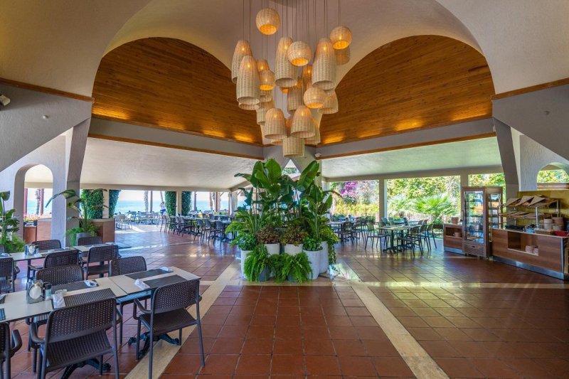 Side utazás Arum Barut Collection