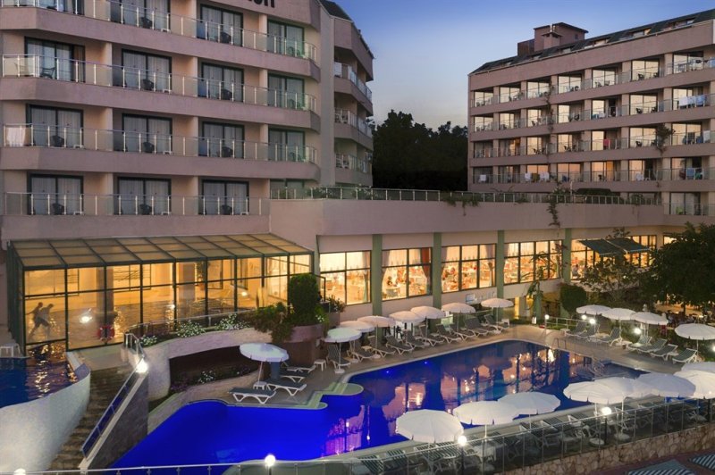 Alanya utazás Aska Just In Beach Hotel