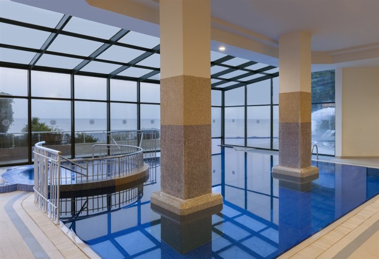 Alanya utazás Aska Just In Beach Hotel