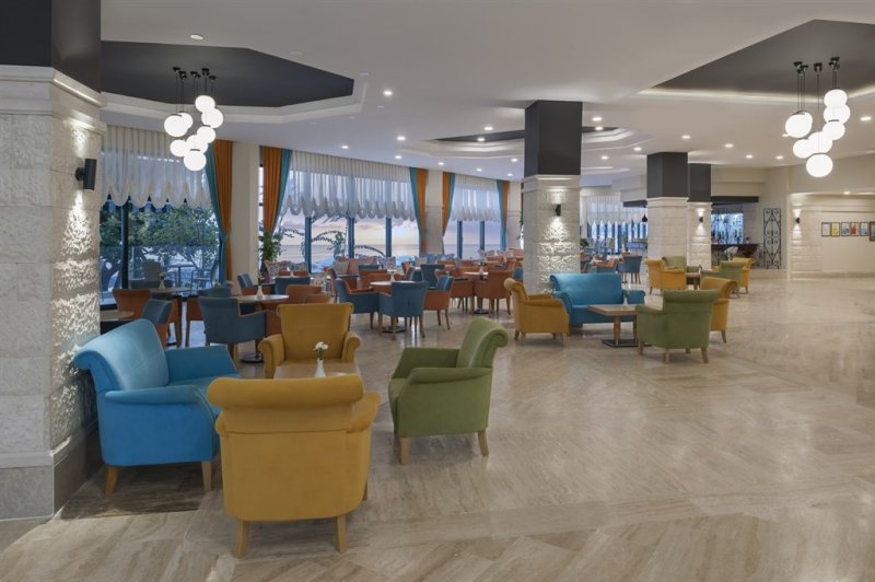 Alanya utazás Aska Just In Beach Hotel