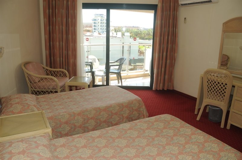 Alanya utazás Aska Just In Beach Hotel