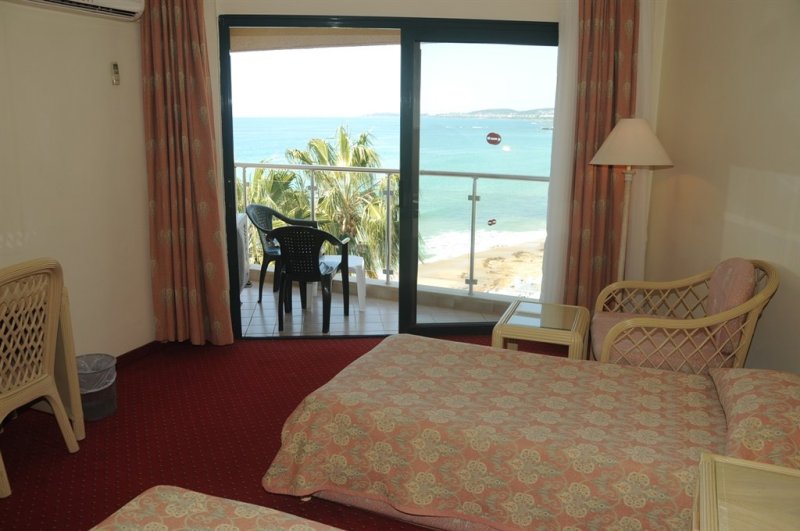 Alanya utazás Aska Just In Beach Hotel