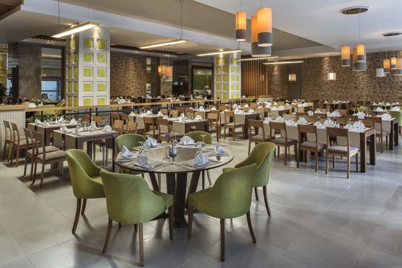 Antalya utazás Aska Lara Resort & Spa