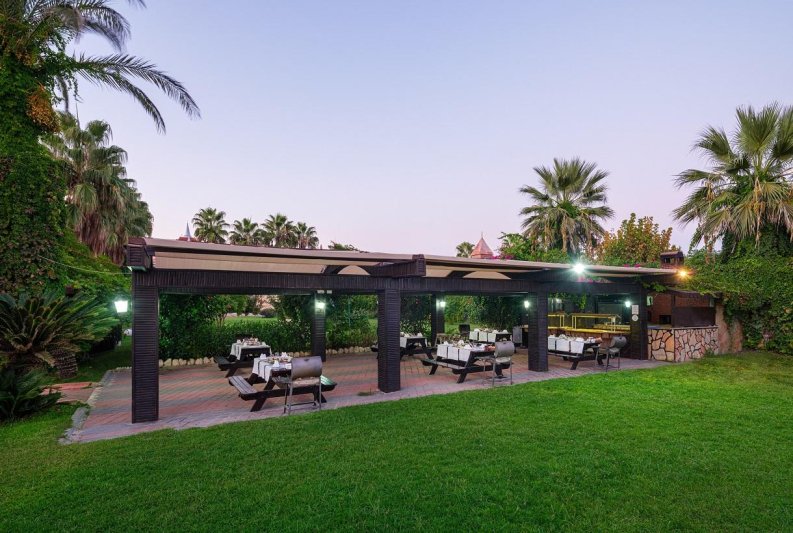 Belek utazás Aydinbey Famous Resort