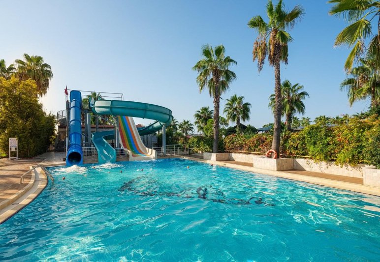 Belek utazás Aydinbey Famous Resort