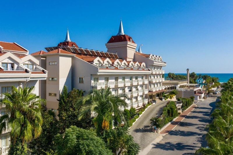 Belek utazás Aydinbey Famous Resort