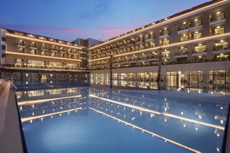 Belek utazás Aydinbey Queens Palace