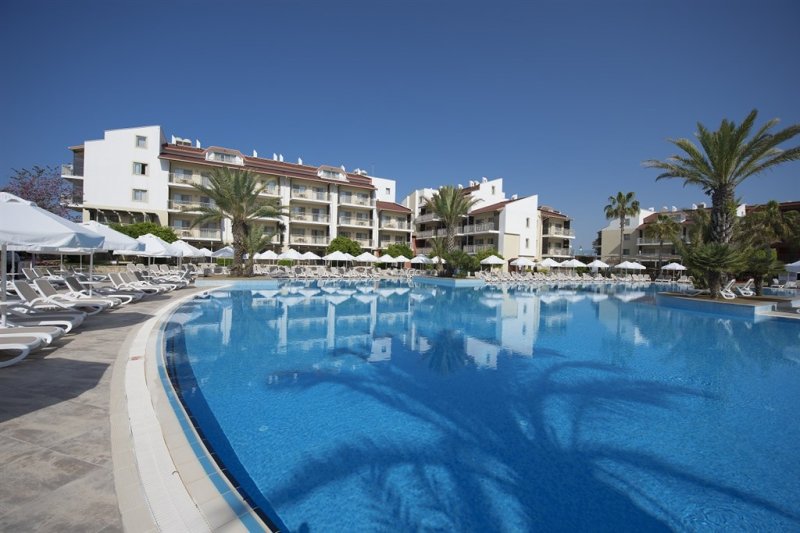 Barut B Suites Side