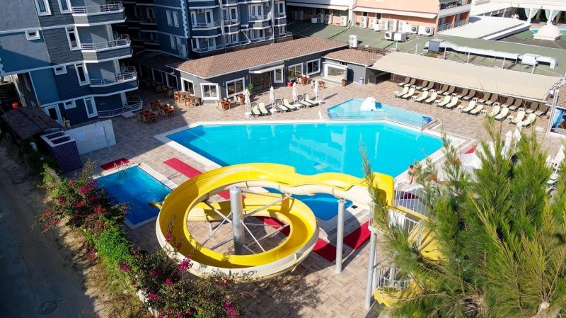 Alanya utazás Clover Magic Garden Beach