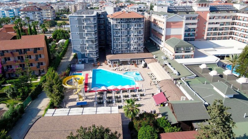 Alanya utazás Clover Magic Garden Beach