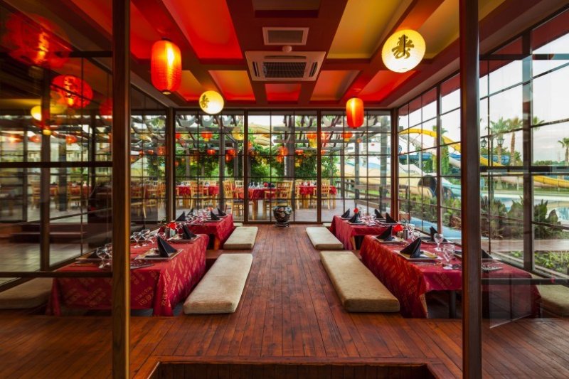 Club Hotel Turan Prince World Side