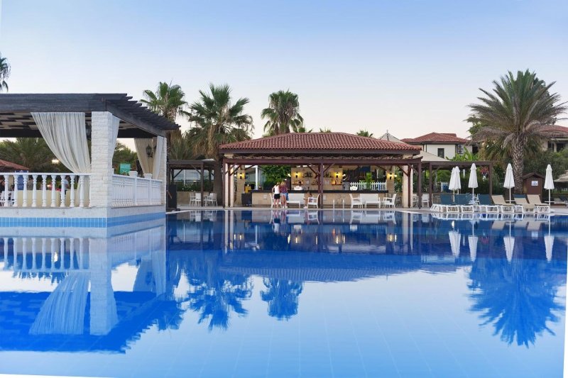 Side utazás Club Nena