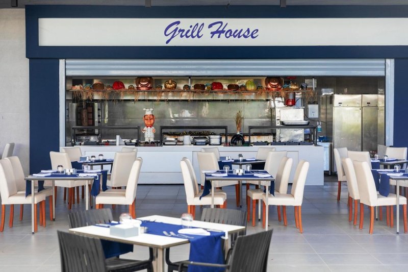 Antalya utazás Crystal Centro Hotel