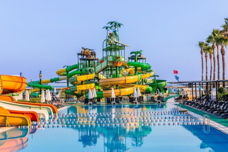 Antalya utazás Crystal Centro Hotel