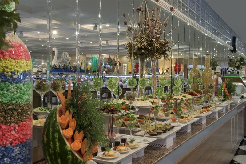 Alanya utazás Delphin Deluxe Hotel