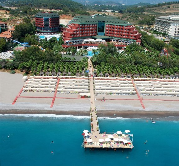 Alanya utazás Delphin Deluxe Hotel