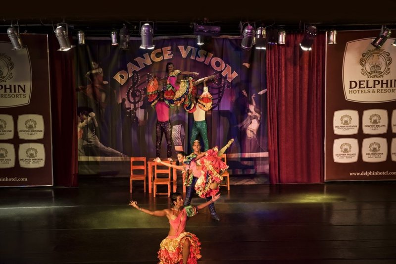 Alanya utazás Delphin Deluxe Hotel