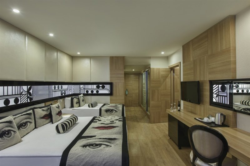 Antalya utazás Delphin Imperial Hotel