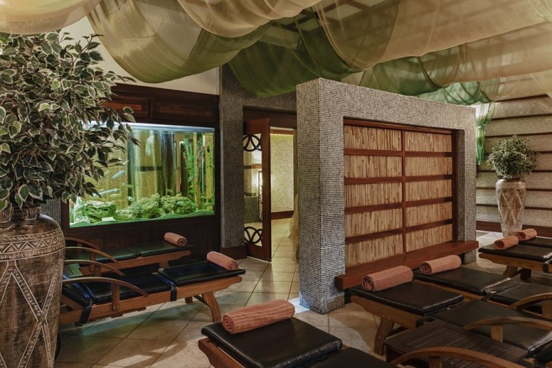 Antalya utazás Delphin Palace Hotel