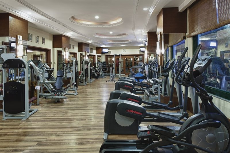 Antalya utazás Delphin Palace Hotel