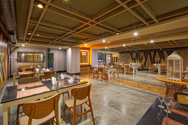 Diamond De Luxe Hotel & Spa Side