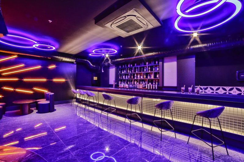 Diamond De Luxe Hotel & Spa Side