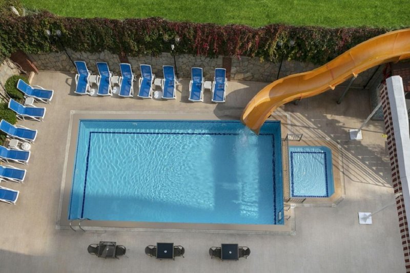 Antalya utazás Dinc Hotel Lara