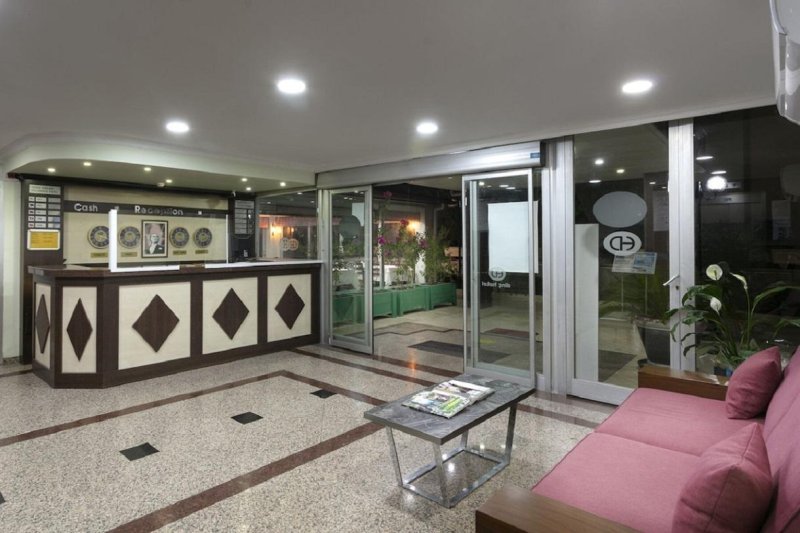 Antalya utazás Dinc Hotel Lara