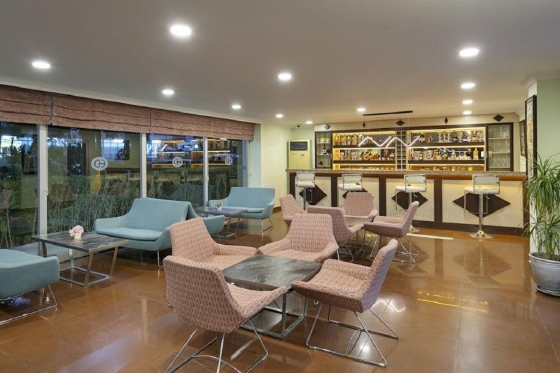 Antalya utazás Dinc Hotel Lara