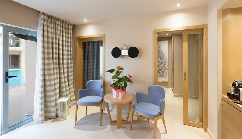 Rodosz utazás Eden Roc