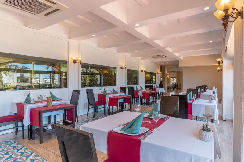 Kemer utazás Emelda Sun Club