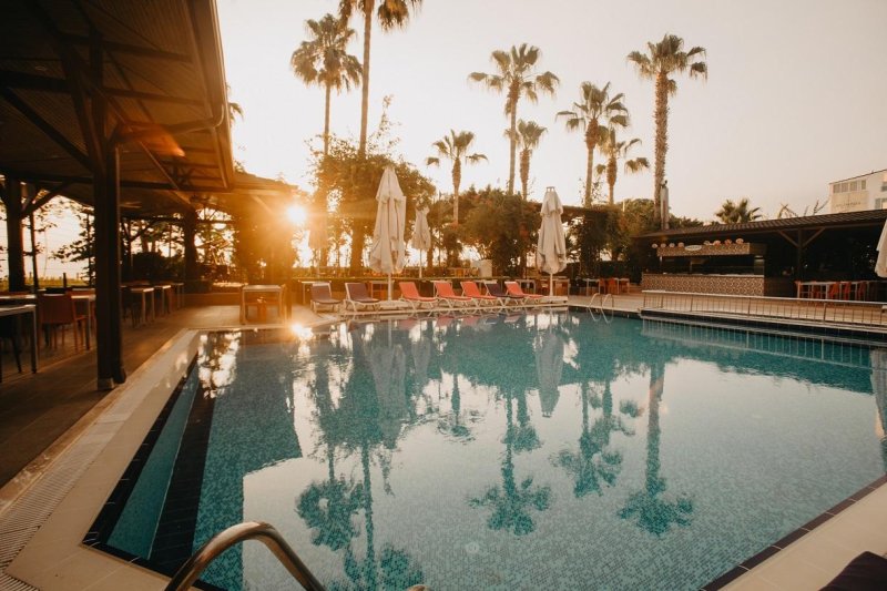 Kemer utazás Fame Beach Hotel