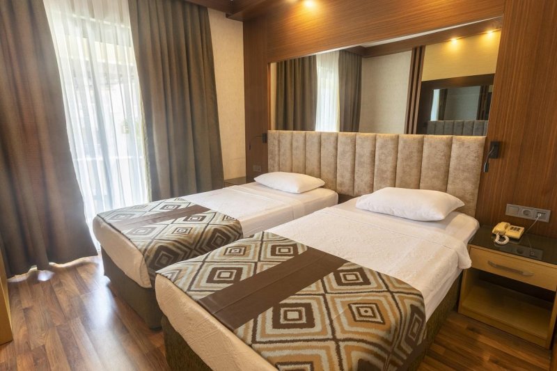 Kemer utazás Fame Beach Hotel