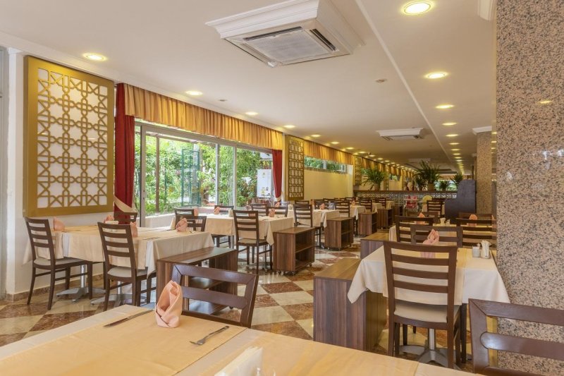 Kemer utazás Fame Beach Hotel