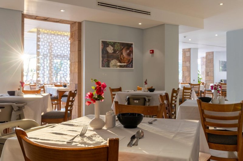 Makadi Bay utazás Fort Arabesque Beach Resort