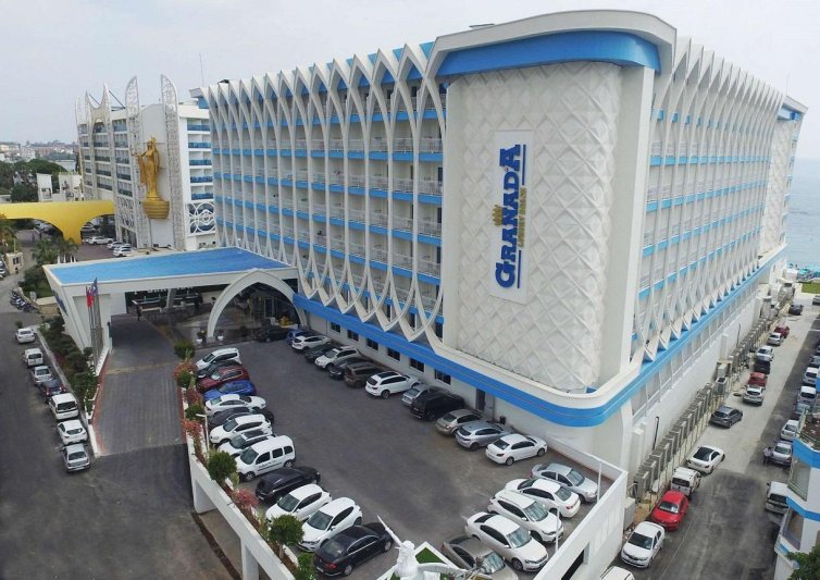 Alanya utazás Granada Luxury Beach