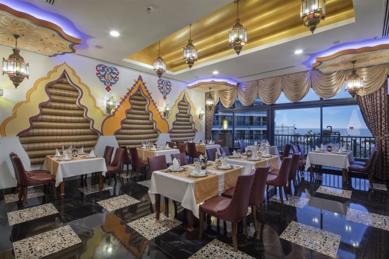 Alanya utazás Granada Luxury Okurcalar