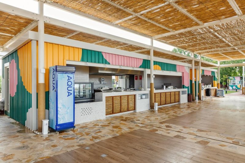 Antalya utazás Grand Park Lara