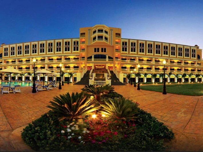 Helnan Dreamland - Nílusi Hajóút - Luxor