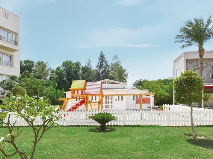 Hurghada utazás Jaz Soma Beach ex.: Solymar Soma Beach