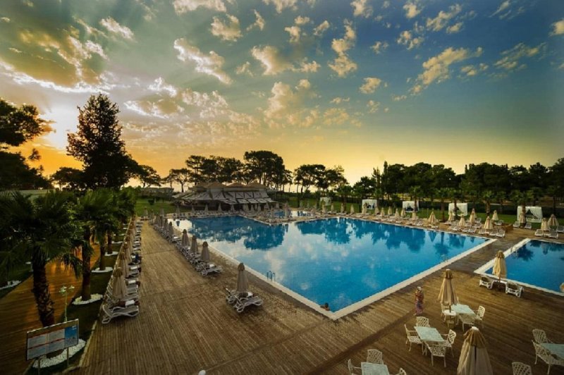 Kemer utazás Juju Premier Palace