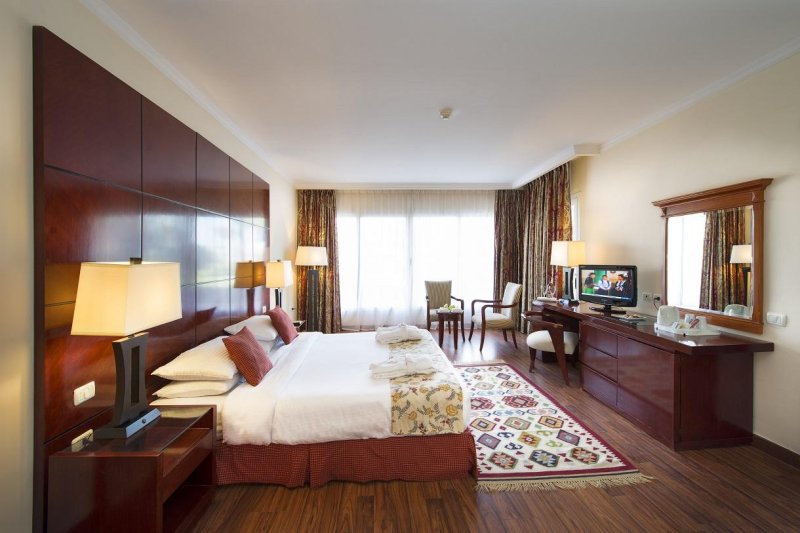 Kairó - Sharm El Sheikh Amwaj Oyoun Resort & Casino