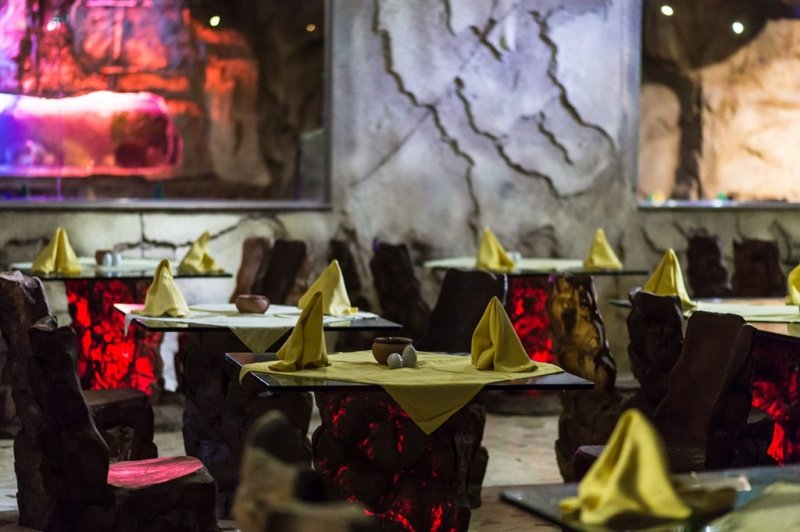 Kairó Luxor Hurghada Caves Beach Resort