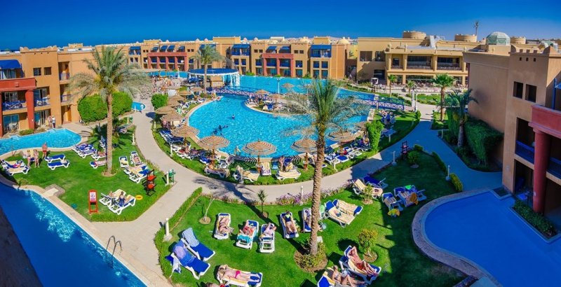 Kairó - Hurghada Titanic Palace