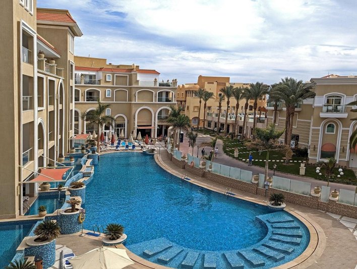 Hurghada utazás Kaisol Romance Resort